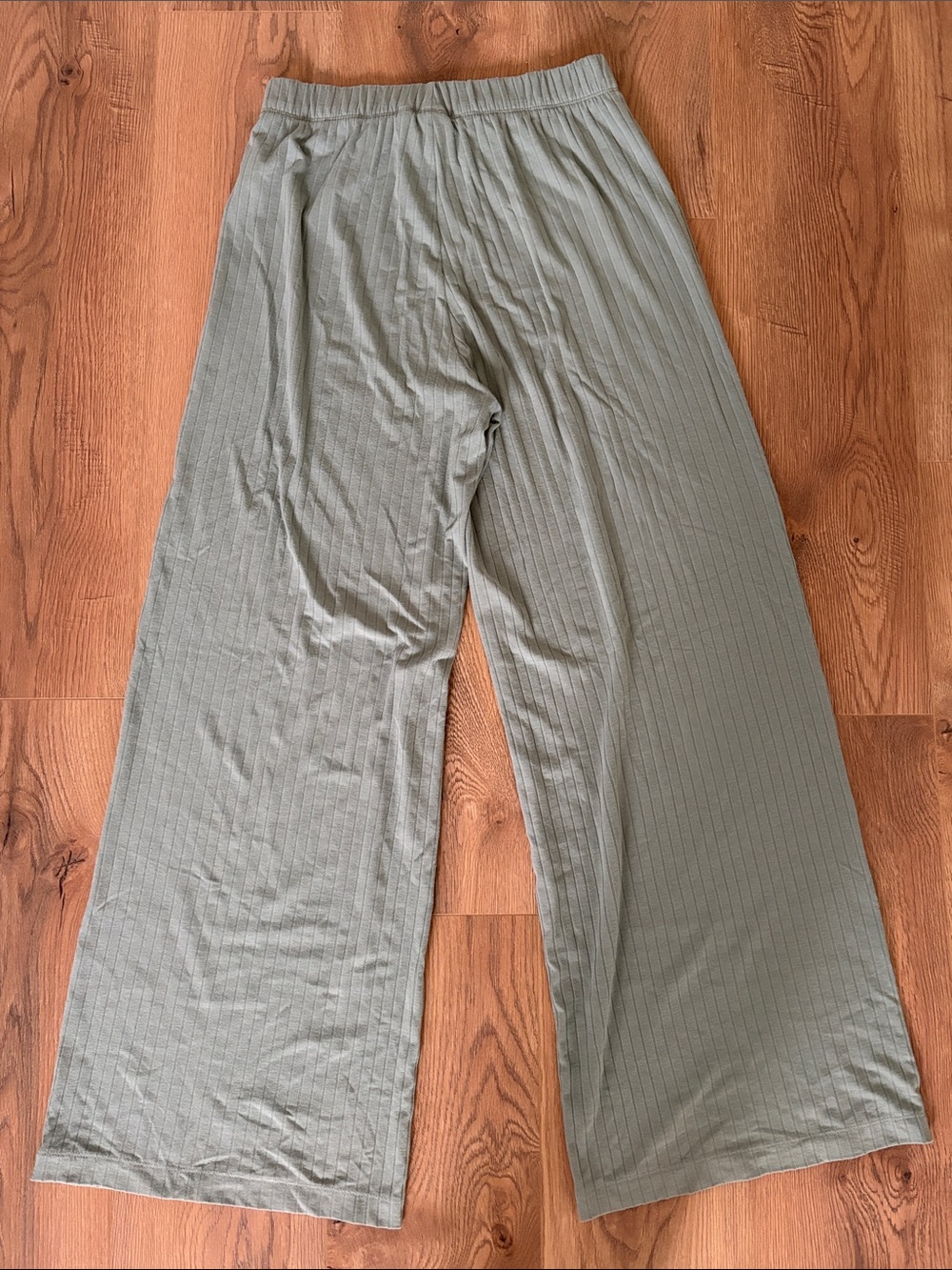 Adidas Essentials Wide Rib Green Pants - Picture 5 of 6